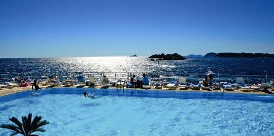 piscine vue front de mer Dubrovnik Palace Croatie